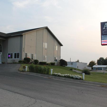American Host Inn Hart Exterior foto